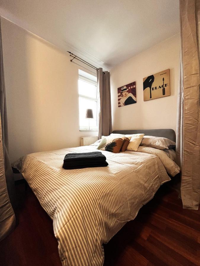 Jagielly Apartment ~ Self Check-In 24H ~ Parking & Lift Вроцлав Екстер'єр фото